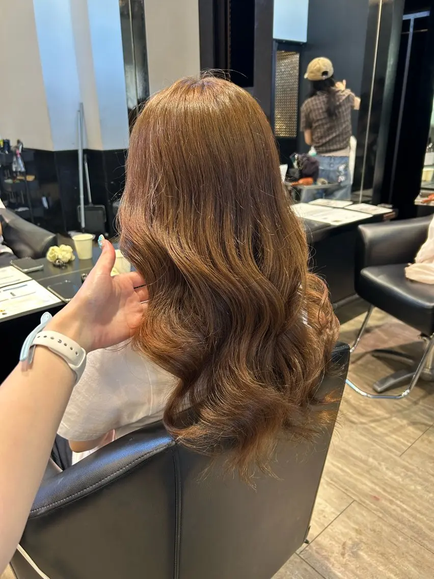 セミロング ヘアカラー トリートメント ishizuka toaのヘアスタイル