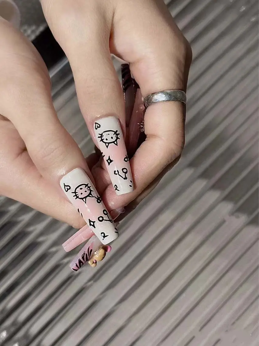 ネイル フラワーネイル フレンチネイル ジェルネイル ガラスフレンチ ハート ハンドネイル BabyYouMi nailのネイルデザイン