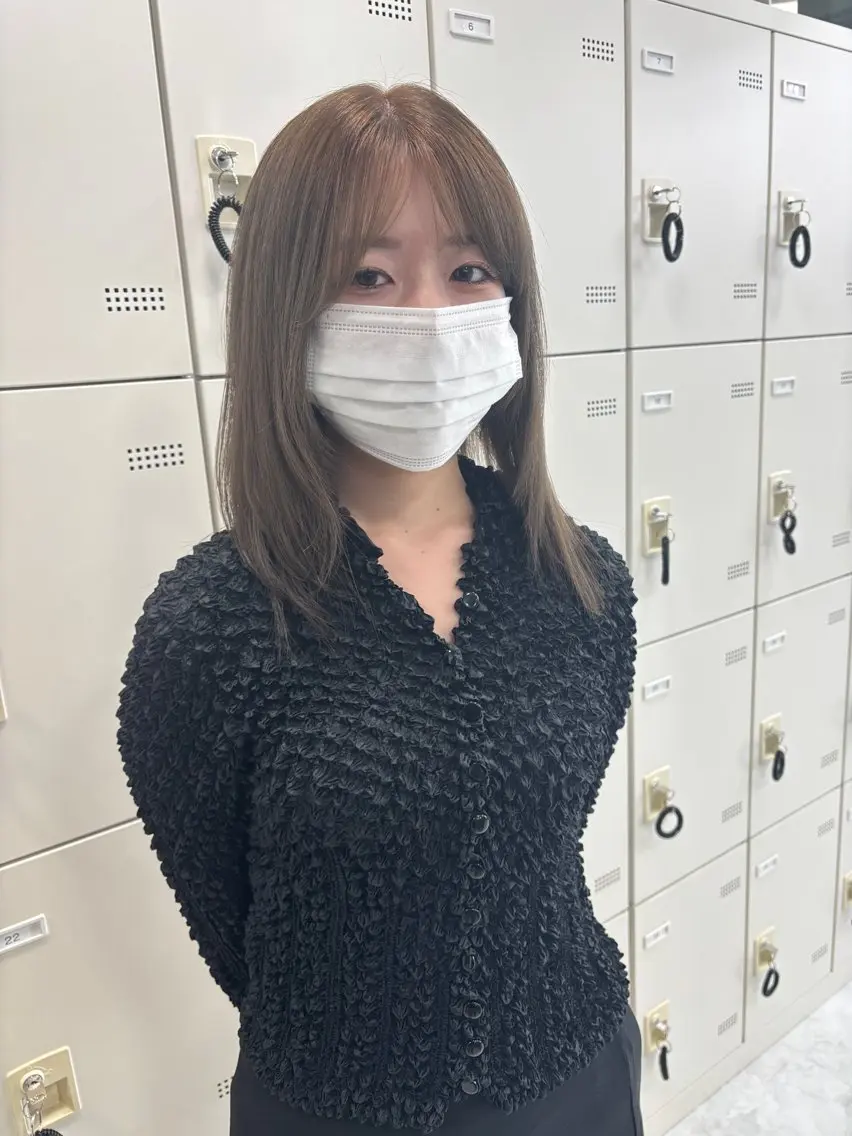 セミロング ヘアカラー トリートメント ヘッドスパ ヘアセット 顔まわりレイヤー/諒 オリーブカラー/天神のヘアスタイル