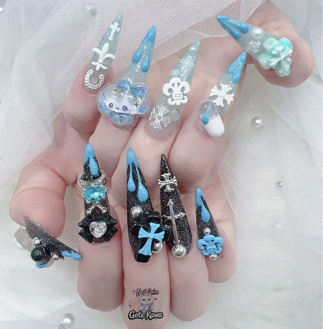 ネイル アートネイル キラキラネイル スカルプネイル ハンドネイル ハンドケア Gote Kawa nail salonのネイルデザイン