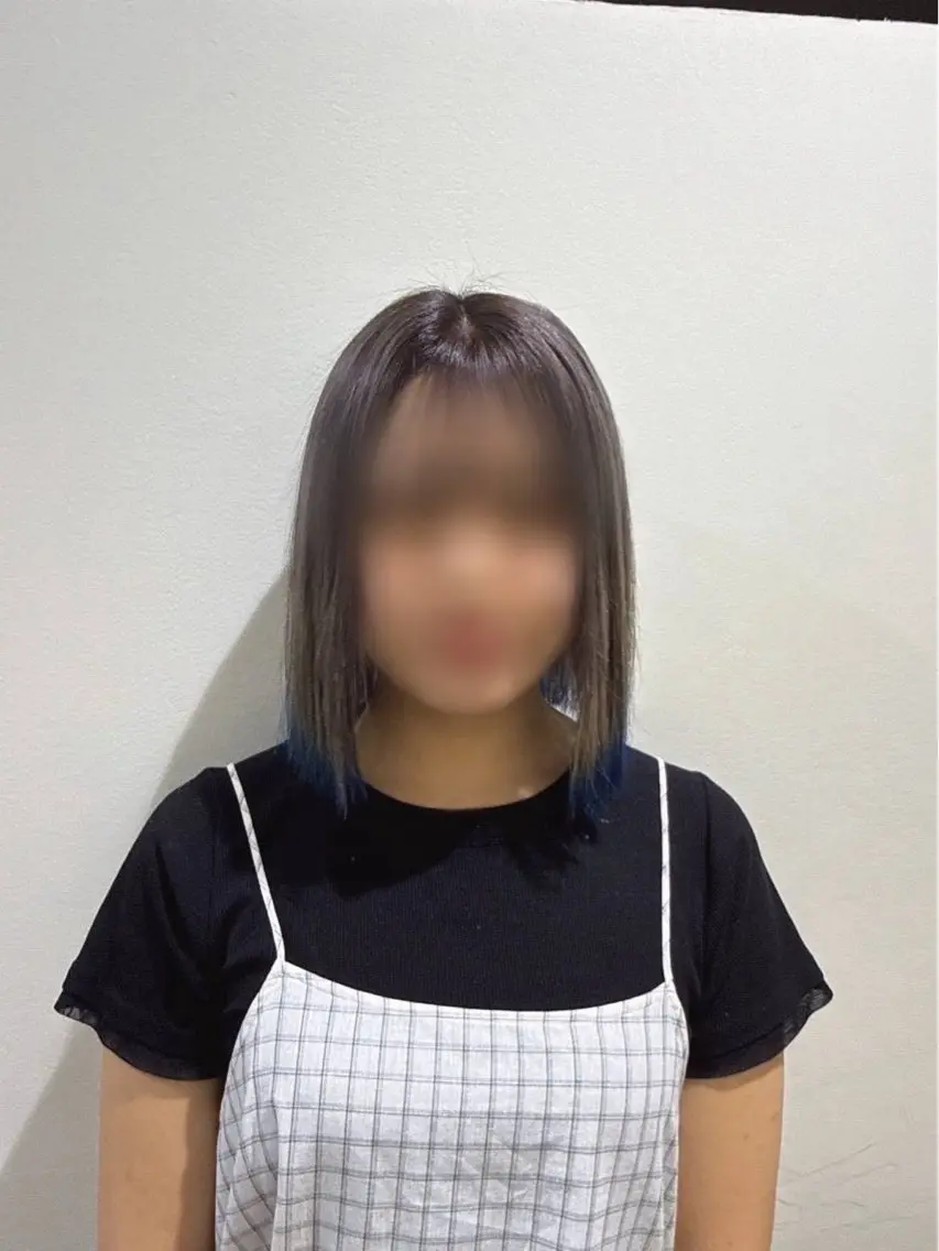 ミディアム カラー ブリーチ デザインカラー カットモデル無料 / 豊中  カナのヘアスタイル