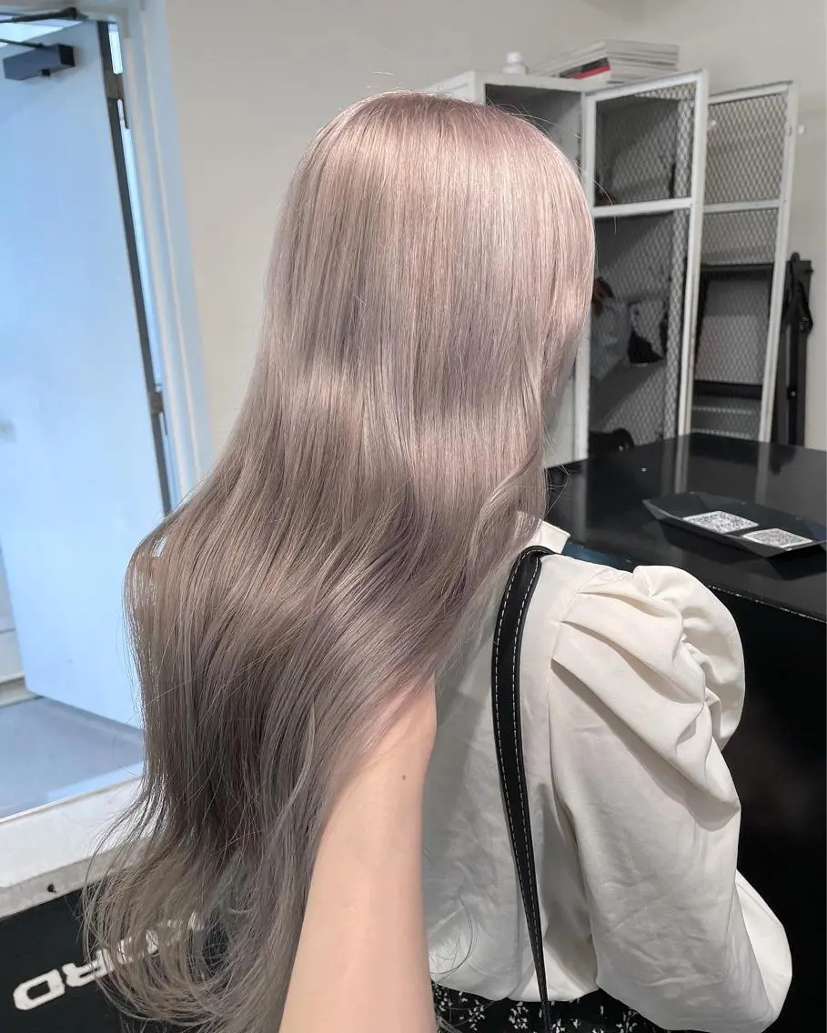 迷ったらコレ✧*。【ブリーチ➕艶カラー➕1stepトリートメント➕ヘッドマッサージ付き】の写真