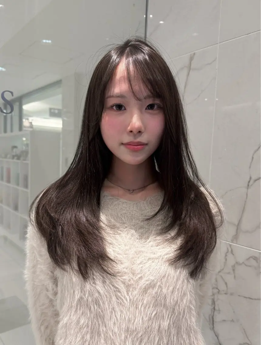 ロング 顔まわりレイヤー レイヤーカット 透明感カラー 🫧/つばめのヘアスタイル