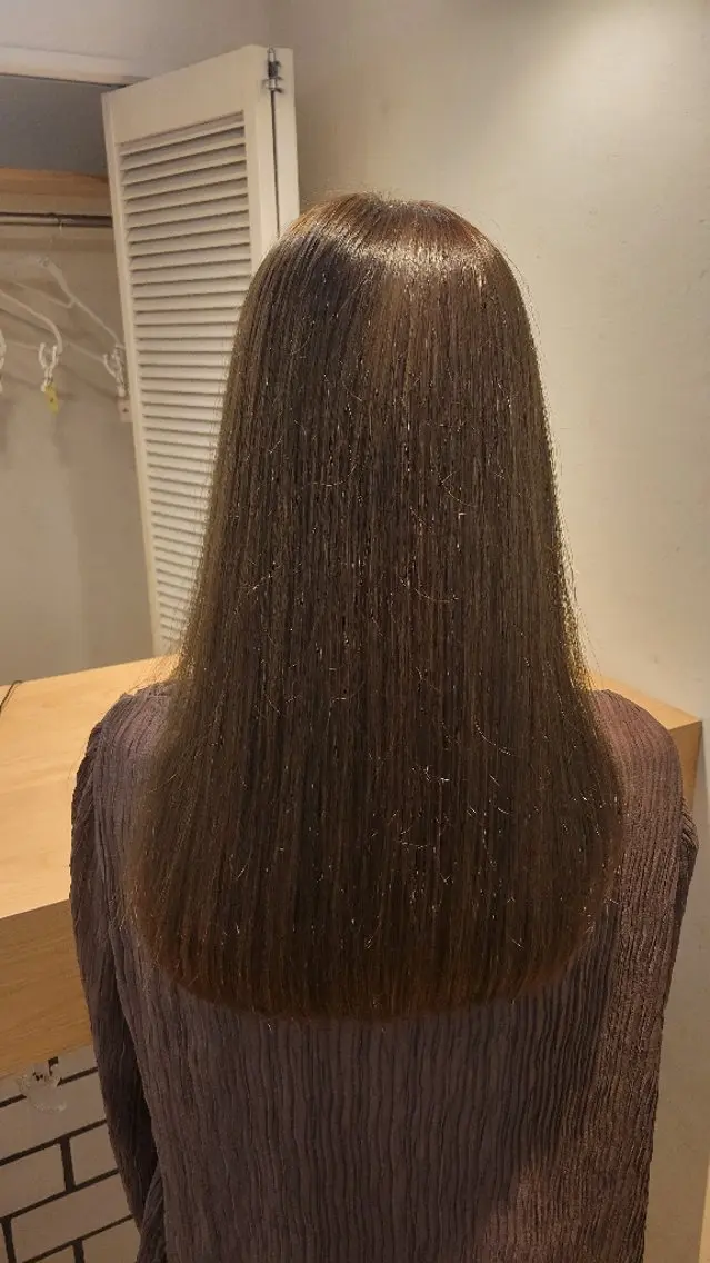 セミロング 艶髪✨暖色カラー 🤍⑅⃝♡ASUKAのヘアスタイル