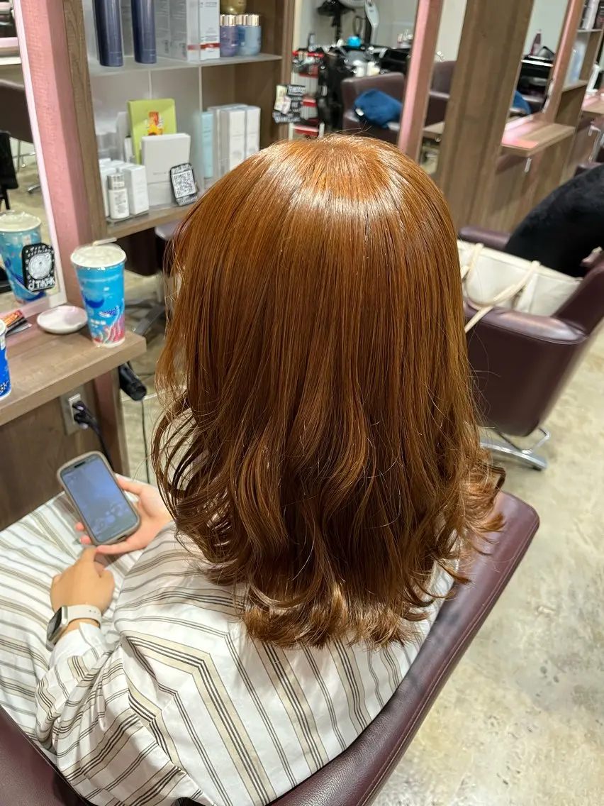 ミディアム レディースカット SHIORIのヘアスタイル