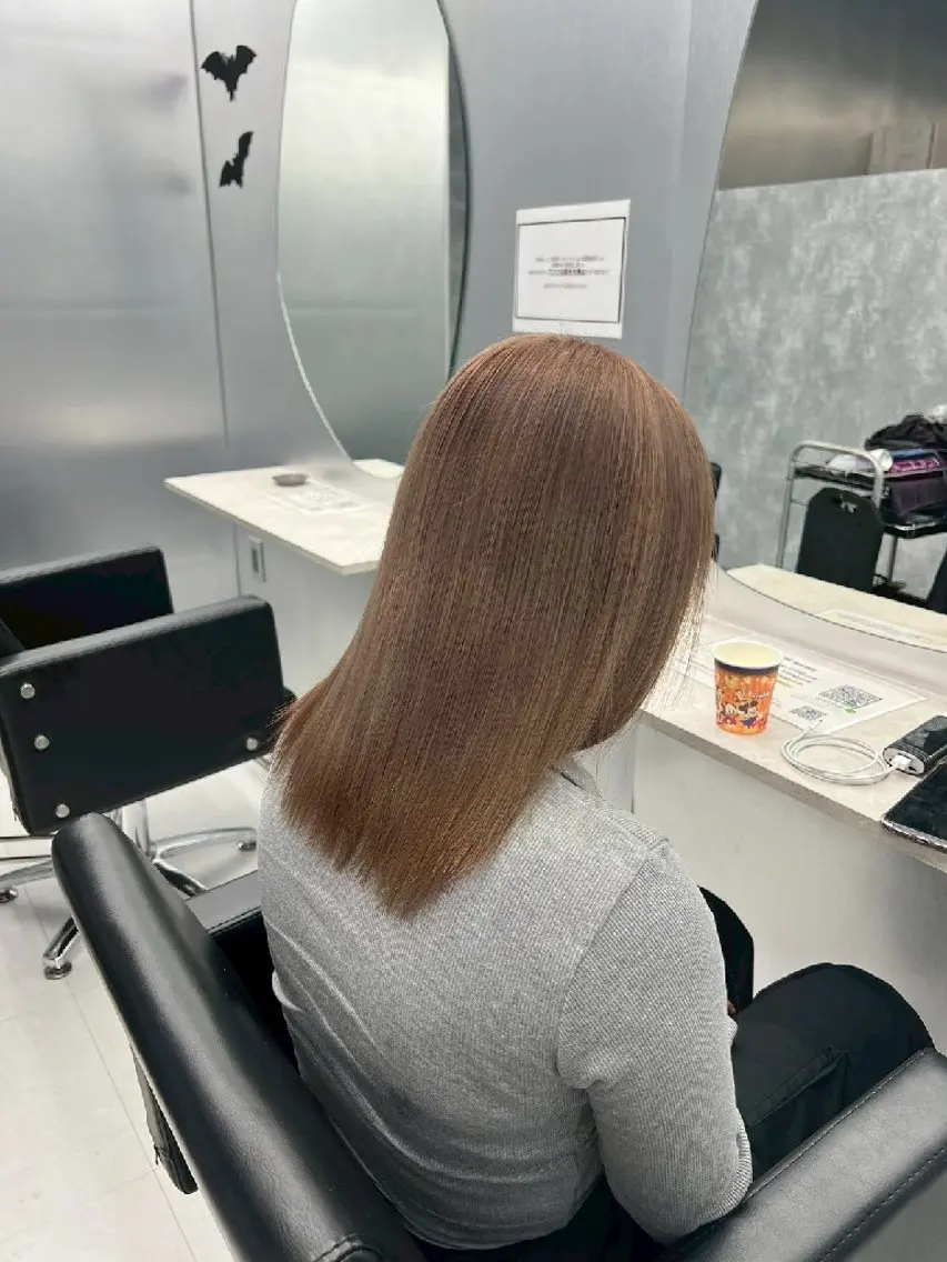 カラー セミロング 地雷系🎀ハイトーン 💙荒川結星のヘアスタイル