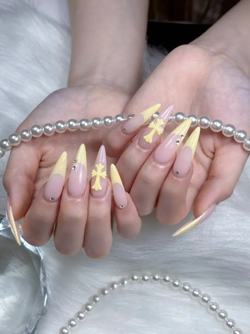 ネイル キラキラネイル 韓国ネイル マグネットネイル 夏ネイル ワンホンネイル ハンドネイル Sully Nail  Labのネイルデザイン