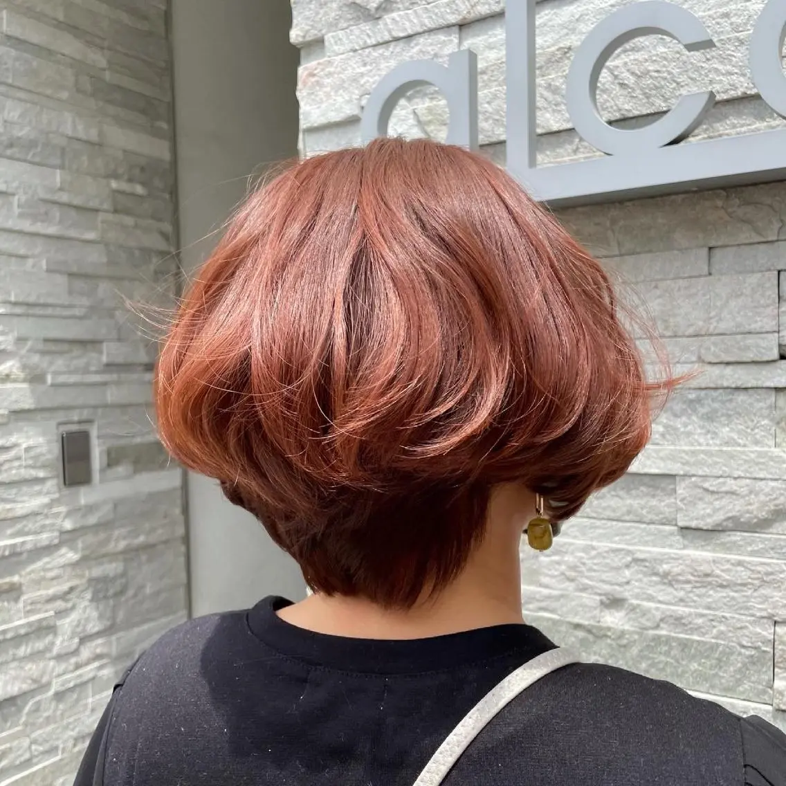 ミディアム 🩶EM ILY🩶のヘアスタイル