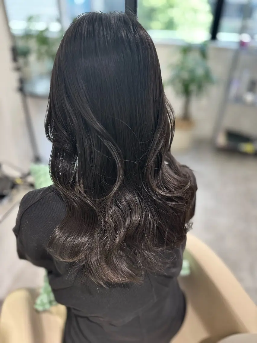 ロング ハッシュカット レイヤーカット カット ヘアカラー トリートメント 夜23時まで予約🉑 reverieあきらのヘアスタイル
