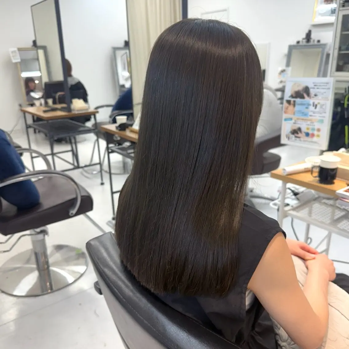 ミディアム カット ヘアカラー トリートメント 榎本雪来⛄️ メンズカット✂️のヘアスタイル