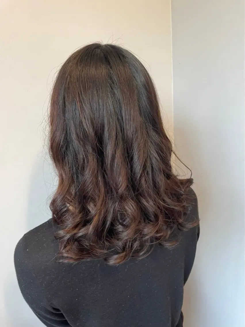 ロング 増渕 愛栞のヘアスタイル