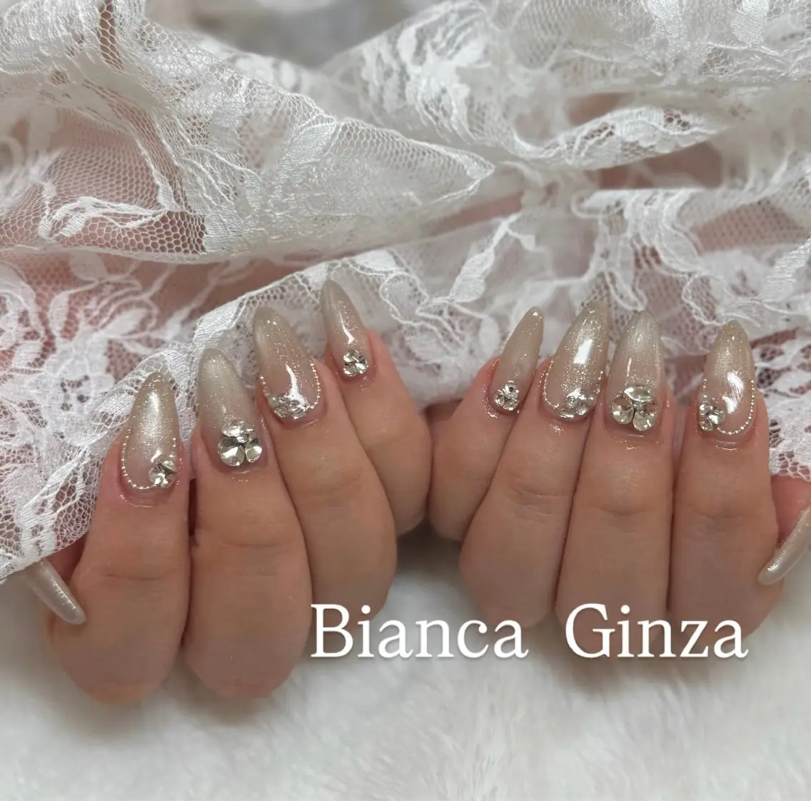 ネイル Bianca  銀座 Nagataのネイルデザイン