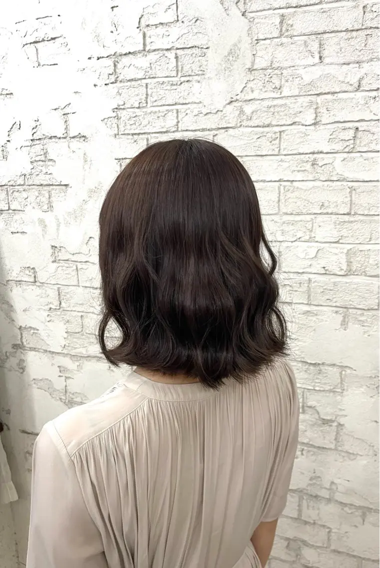 ミディアム カラー ✨レイヤーハイトーン tomoko🦋✨のヘアスタイル