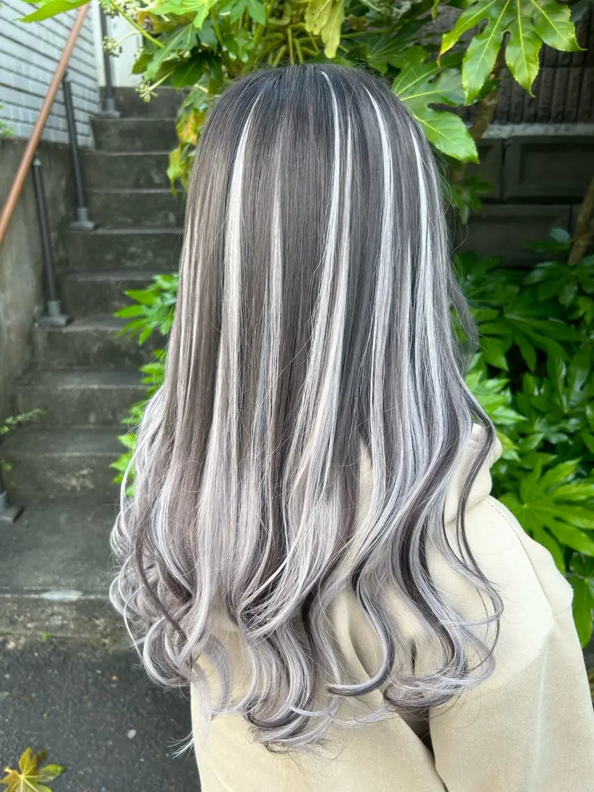 最高級エクステ /羽エクステ白石宇由のヘアスタイル