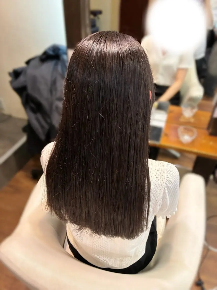 セミロング カラー 梅原 姫🍬🐰のヘアスタイル
