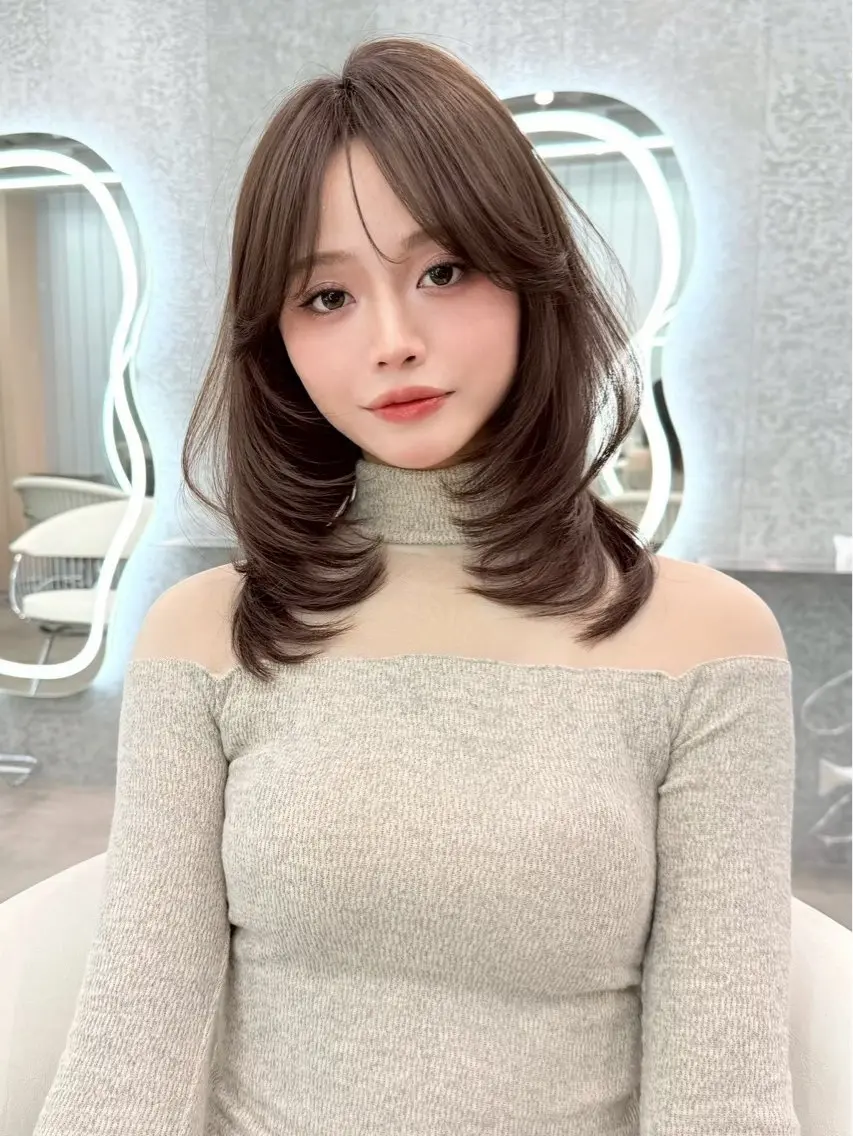ミディアム カラー ヘアアレンジ カット ヘアカラー トリートメント 髪質改善/透明感 カラー/吉田光佑のヘアスタイル