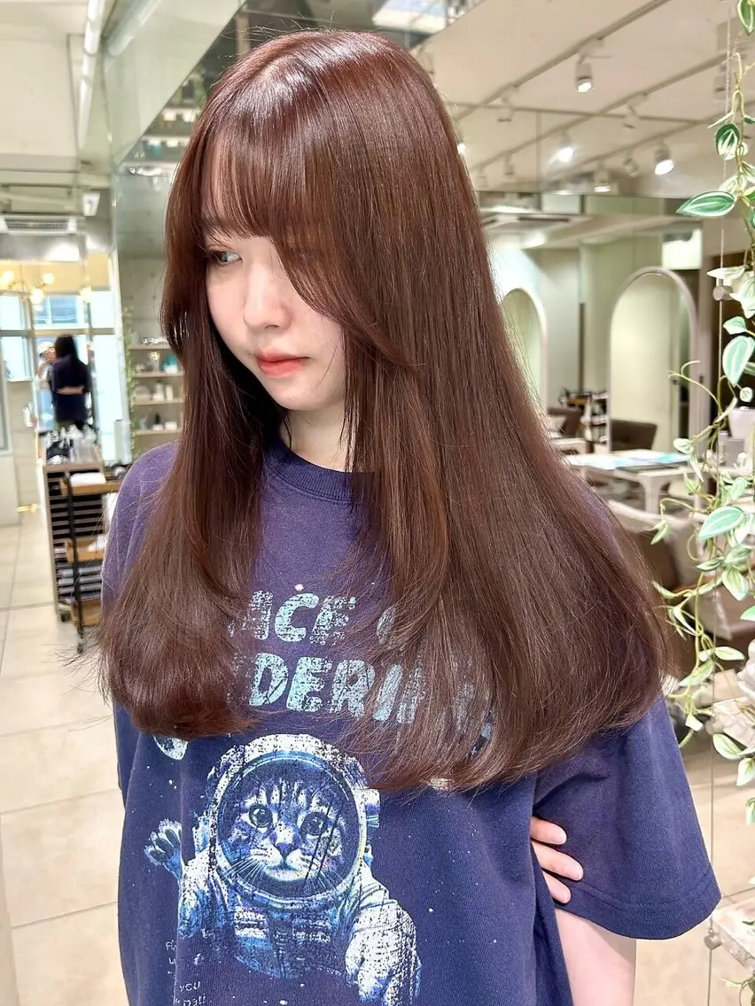 ロング カラー ブラウンカラー ココアブラウン 顔まわりレイヤー 韓国風ヘア レイヤーカット 岡田まみ🍒🤍 透明感カラーのヘアスタイル