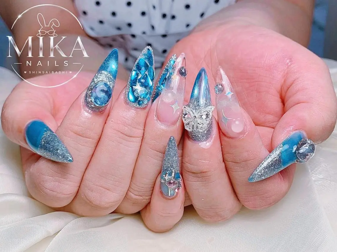 ネイル アートネイル チークネイル ドット フットネイル フレンチネイル Mika Nails 心斎橋のネイルデザイン