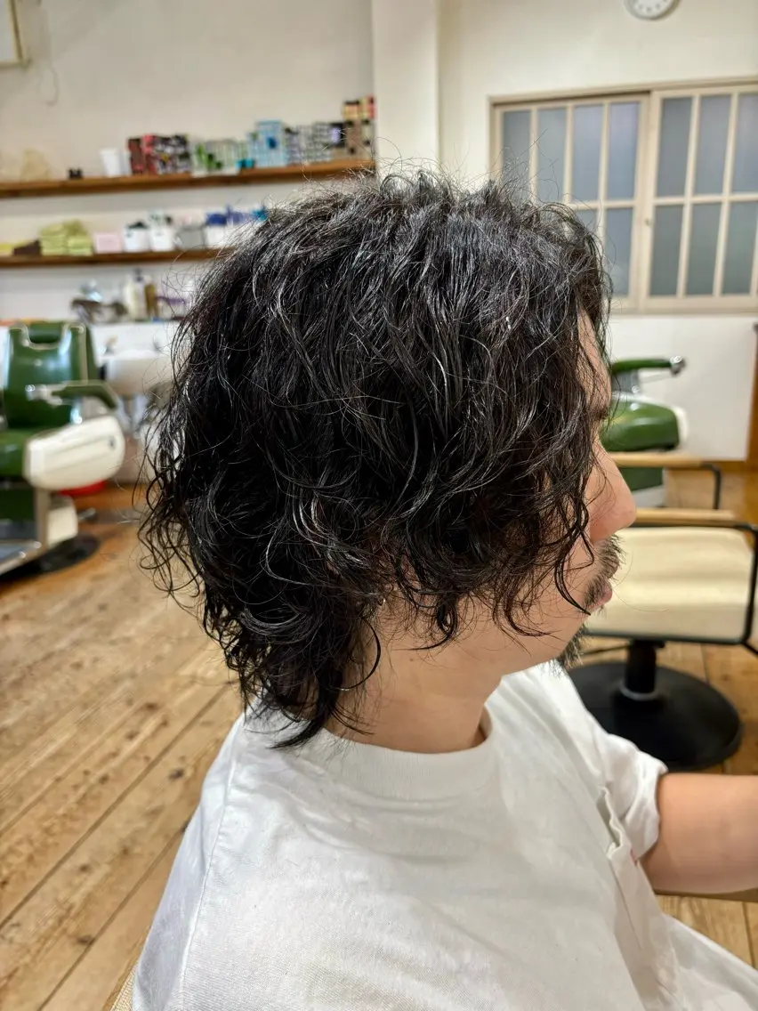 ミディアム カット ヘアカラー beat 磯谷のヘアスタイル