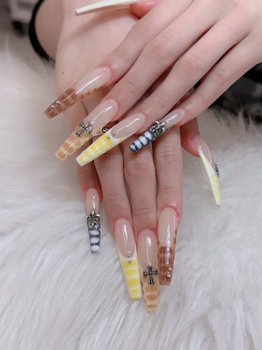 ネイル Lumi Shinokuboのネイルデザイン