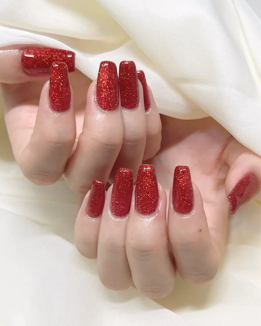 ネイル キラキラネイル ワンカラーネイル 赤色 nail salon MUAのネイルデザイン