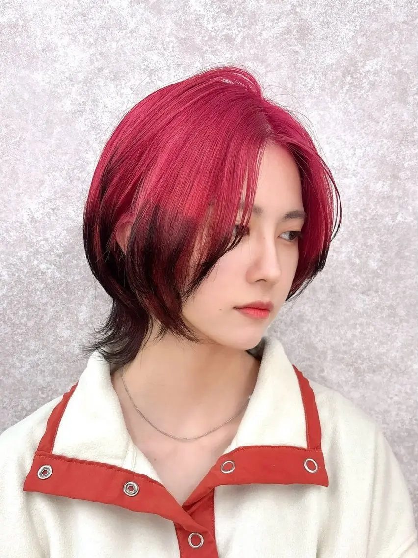 ショート ヘアカラー 💓Yuri💓 ハイトーン/デザインのヘアスタイル