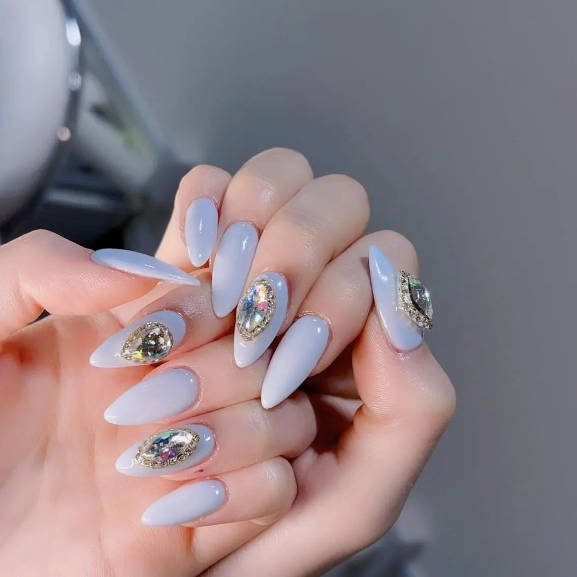 ネイル 長さ出し ネイルチップ Queen‘s なんのネイルデザイン