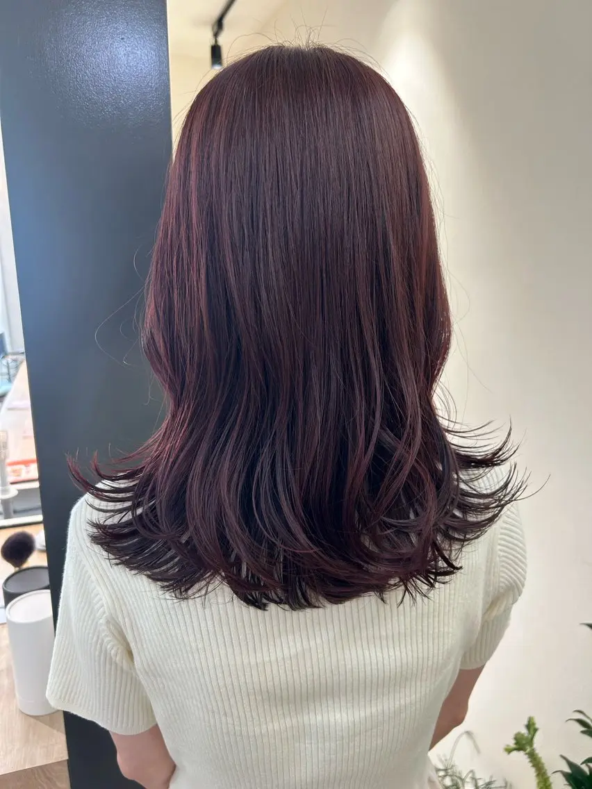 セミロング カラー ブリーチ ブリーチなしカラー レッドカラー hubhair レイヤー/透明感のヘアスタイル