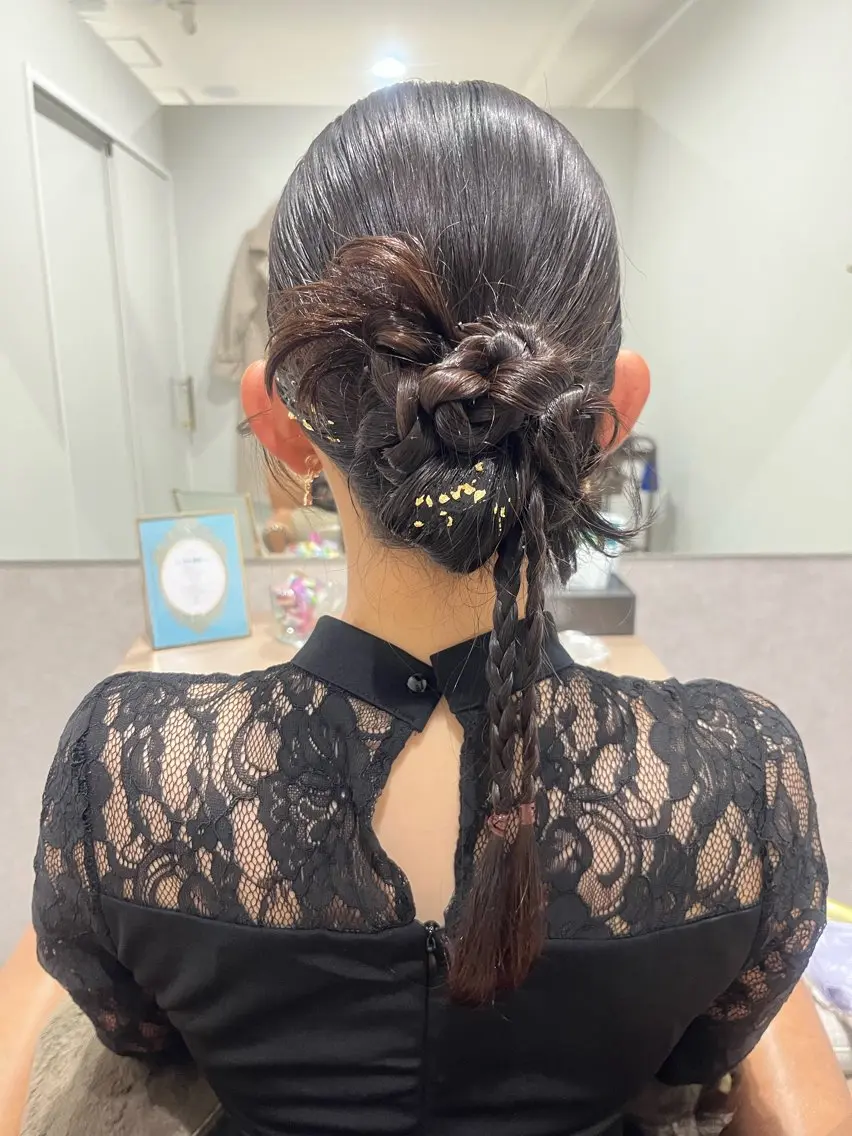 セミロング ヘアアレンジ ヘアセット 藤原 珠花のヘアスタイル