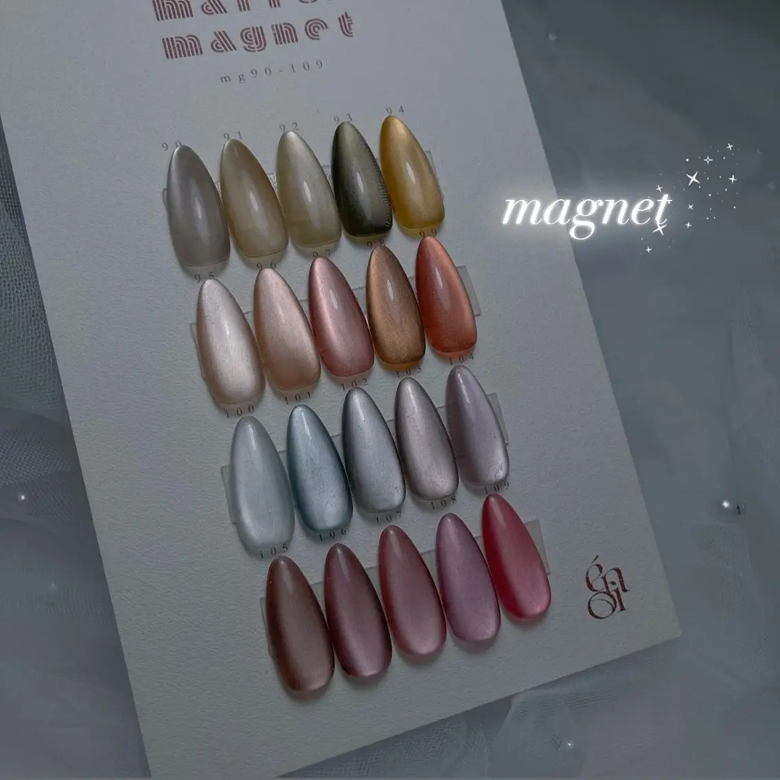 ハンド　マグネット.フラッシュワンカラー(他店オフ込み)  50色以上🧲✨の写真