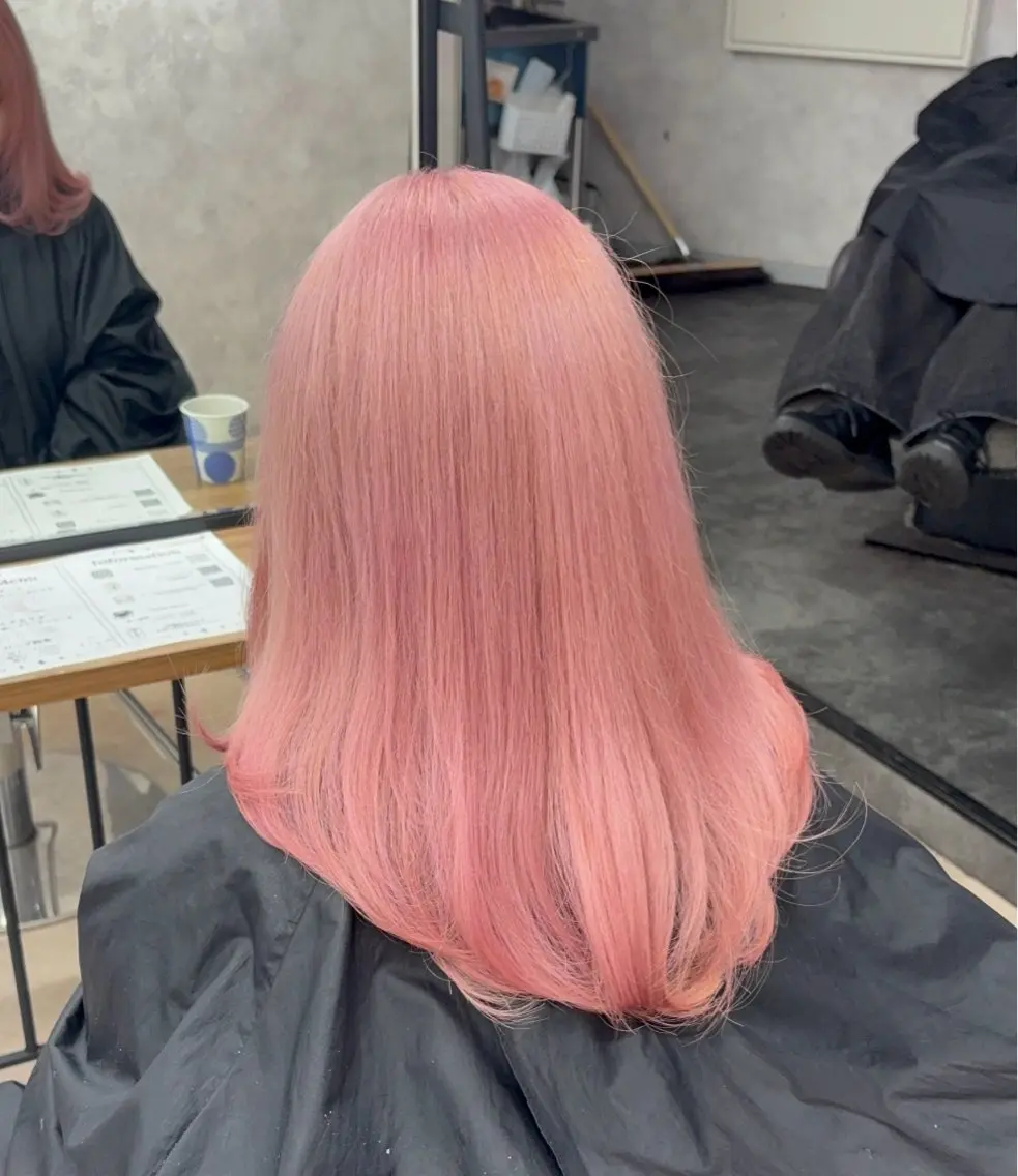 セミロング カラー ブリーチ ハイトーンカラー 渋谷ハイトーン/ まぉまぉのヘアスタイル