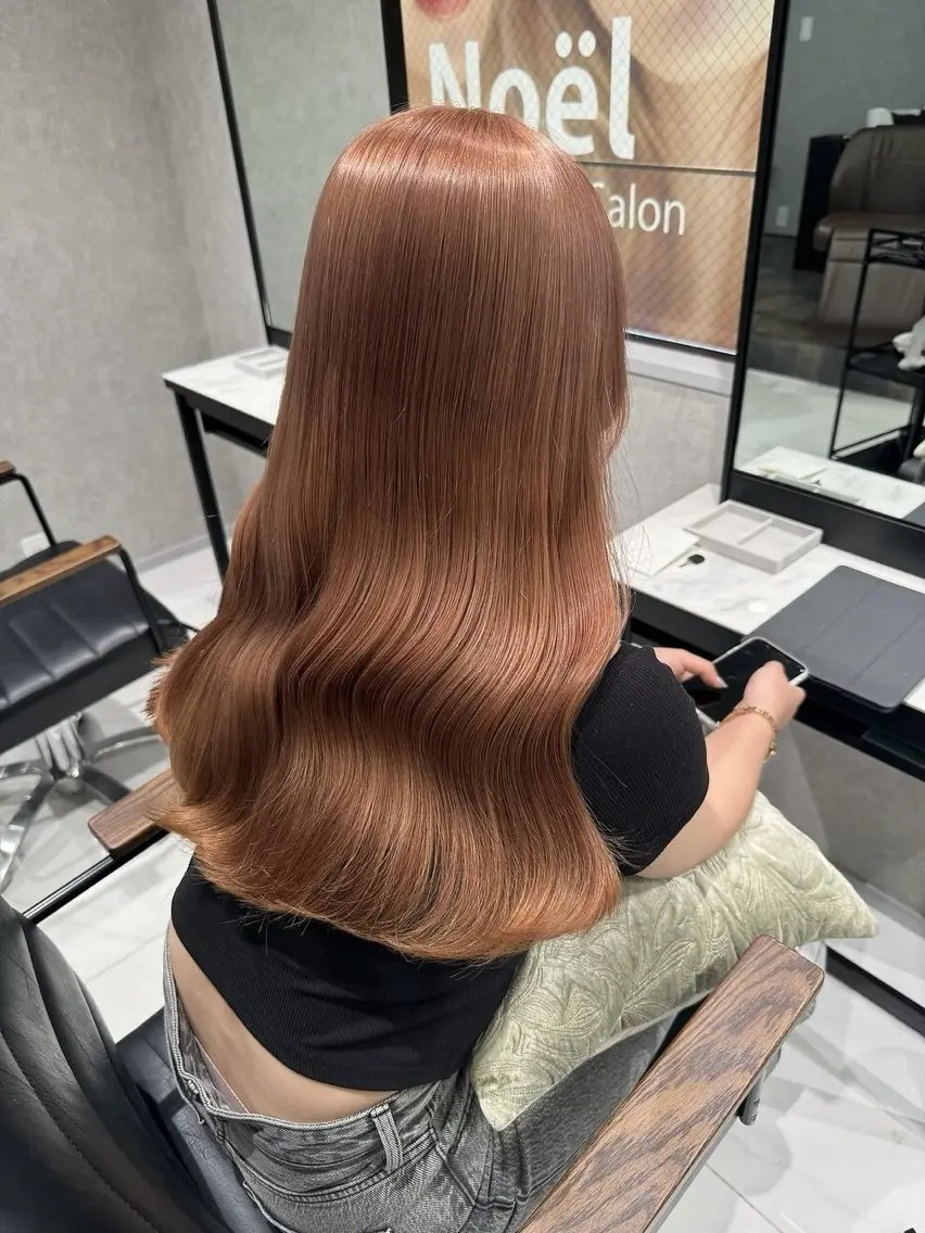ロング カラー ベージュカラー ヘアカラー みなみ/盛れる顔周り /マツエク/透明感のマツエク・マツパデザイン