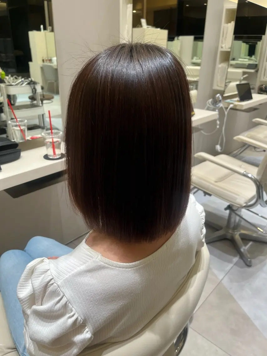 ミディアム 縮毛矯正 k-two 関 七海のヘアスタイル