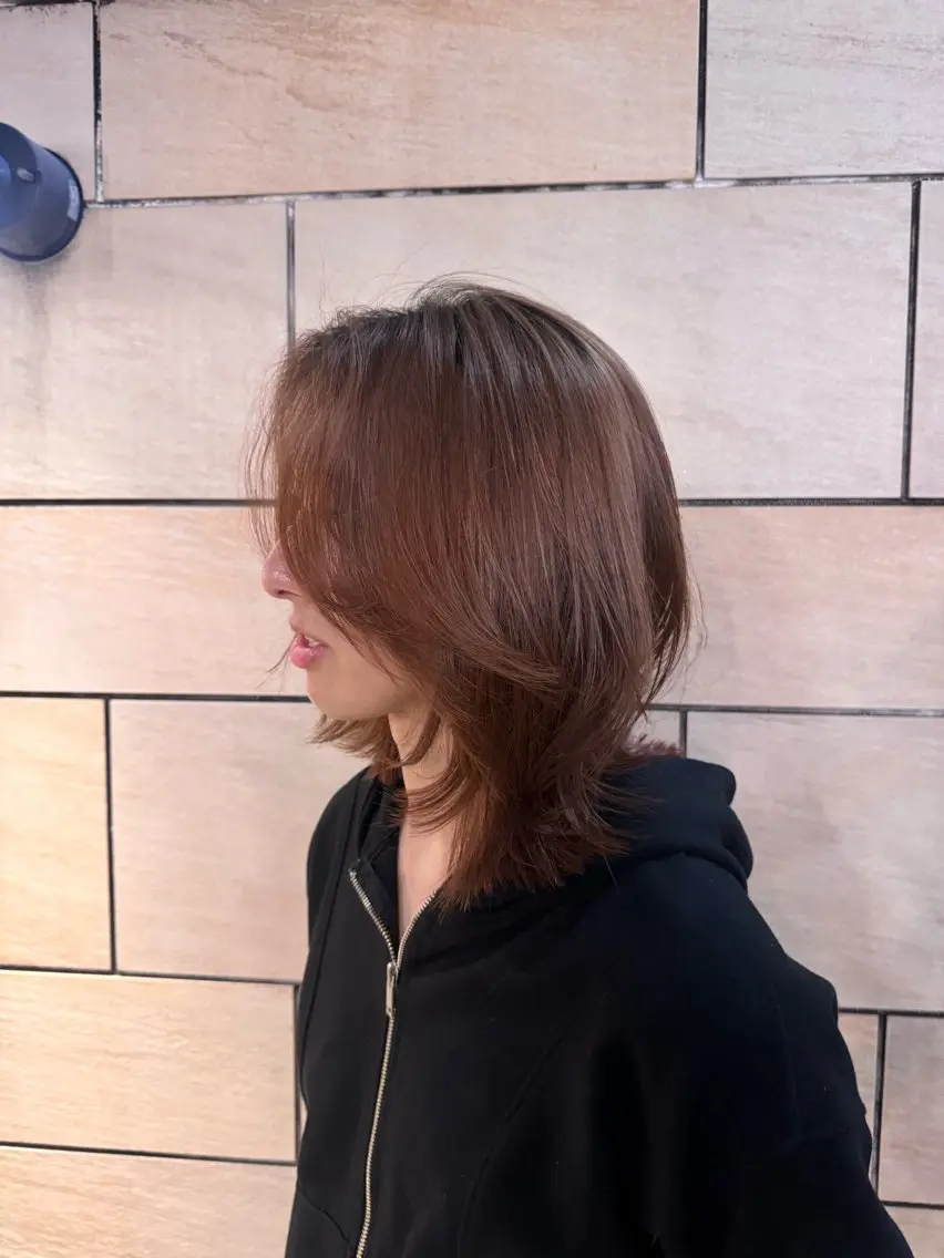ミディアム ヘアカラー 🦢パーマモデル 様募集中🦢AI🫧のヘアスタイル