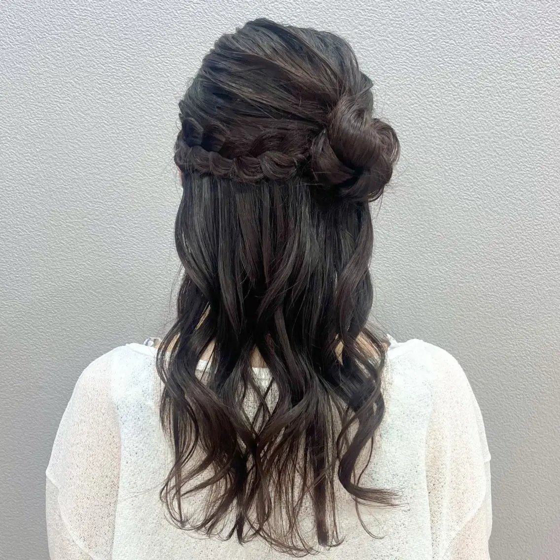 ロング ヘアアレンジ ヘアセット 伊藤 玲衣のヘアスタイル