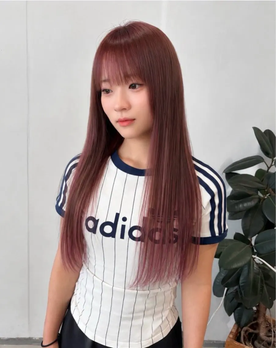 ロング カラー ブリーチ ブラウンカラー ダブルカラー ブリーチなしカラー ピンクカラー ヘアカラー ill/ハイトーン カラー/塩崎聖奈のヘアスタイル