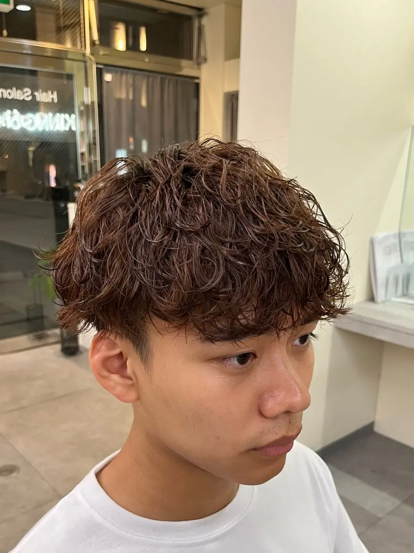 パーマ メンズ フェザーパーマメンズ ピンパーマ京都駅前のヘアスタイル