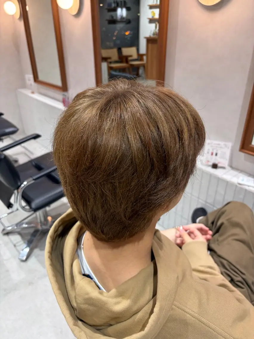 カラー メンズ メンズブリーチ ベージュカラー ブリーチ ブラウンカラー ブラウンベージュ しゅう/ ZEST Ivyのヘアスタイル