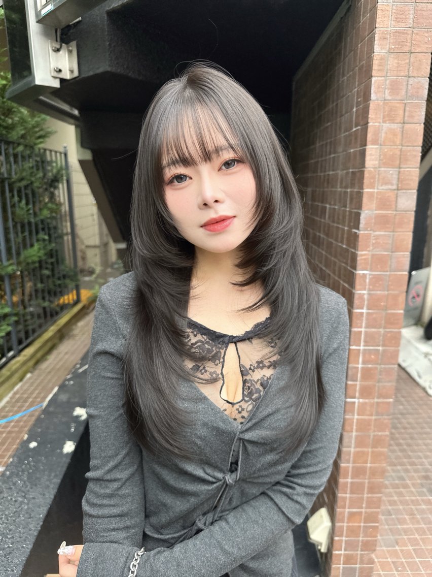 ロング カラー カット ヘアカラー トリートメント レイヤーカット💎 艶透明感カラー💎のヘアスタイル
