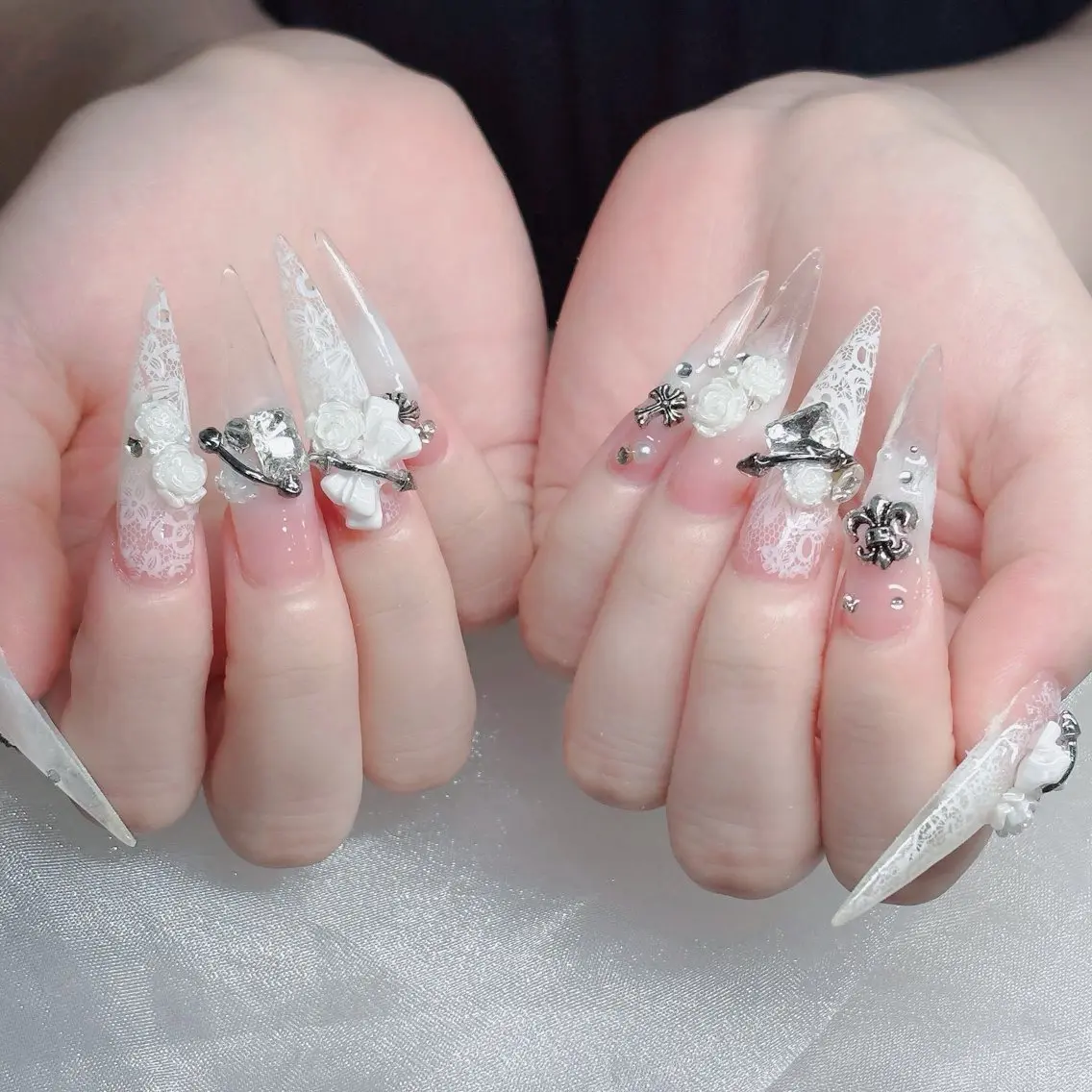ネイル フットネイル フレンチネイル グラデーション 韓国ネイル ロングネイル ハンドネイル Hani Nail Salonのネイルデザイン