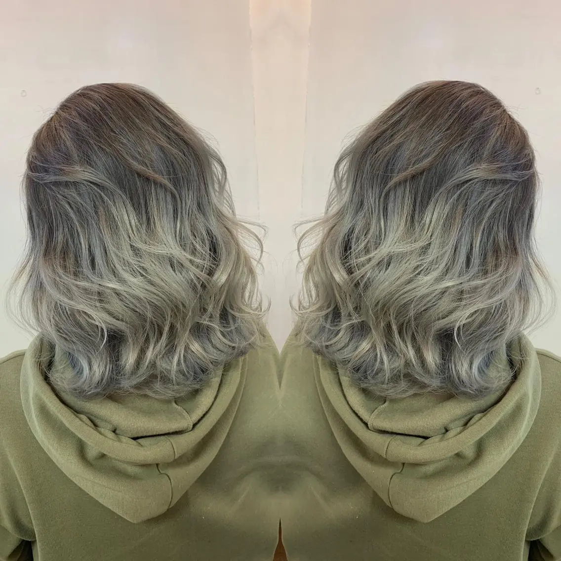 ミディアム カラー ボブレイヤー バレイヤージュ シルバー ボブ レイヤーカット Shiho お洒落な エクステ♡ハイトーンのヘアスタイル