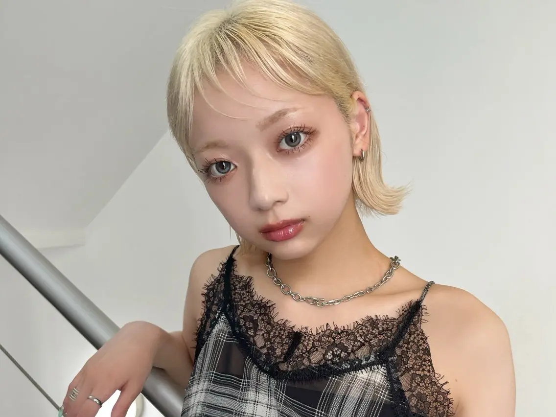 ショート カラー ブリーチ 透明感カラー イルミナカラー ヘアカラー ブリーチなしWカラー ✨ヘアセット特化のヘアスタイル