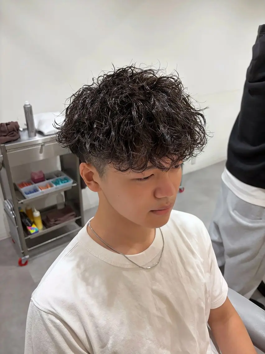 【人気No.2🔥】【韓国風】シャドウパーマ+メンズカット+アルカリ除去Trの写真