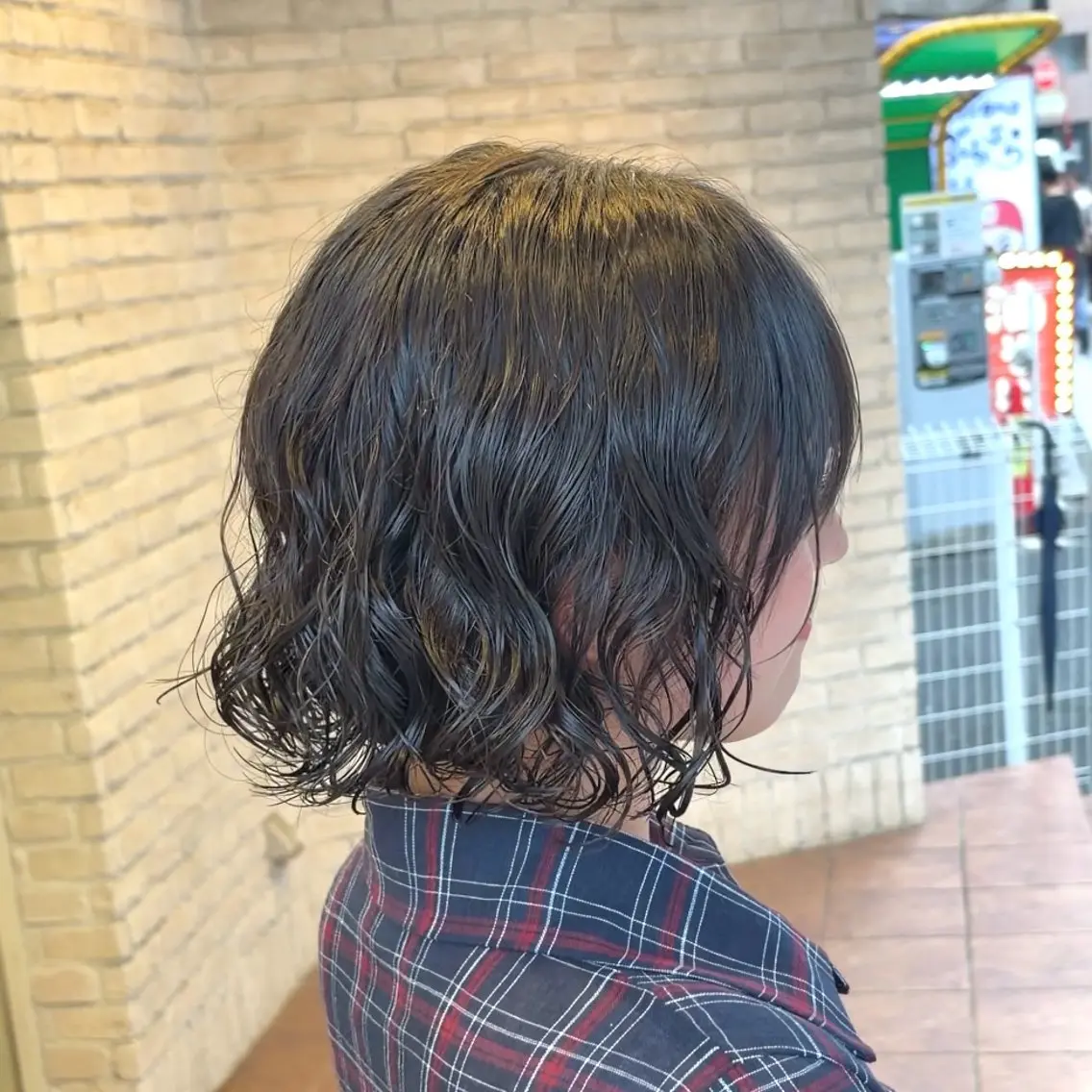 ミディアム パーマ ミディアムパーマ ボブ カット パーマ 横浜パーマ🌐ボブ✨ 暖色カラーもえかのヘアスタイル