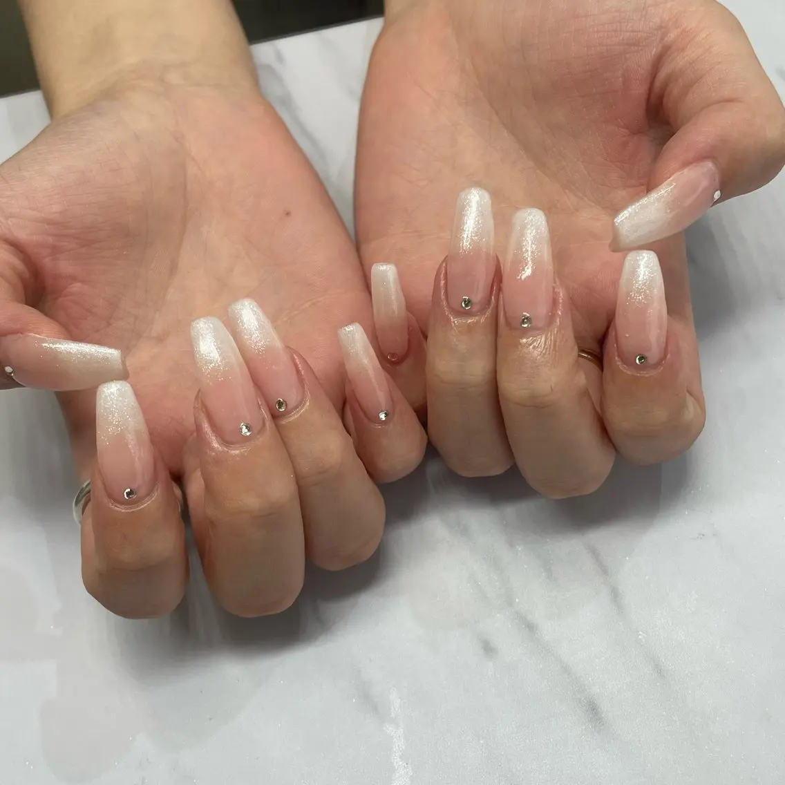💅hand グラデーションの写真