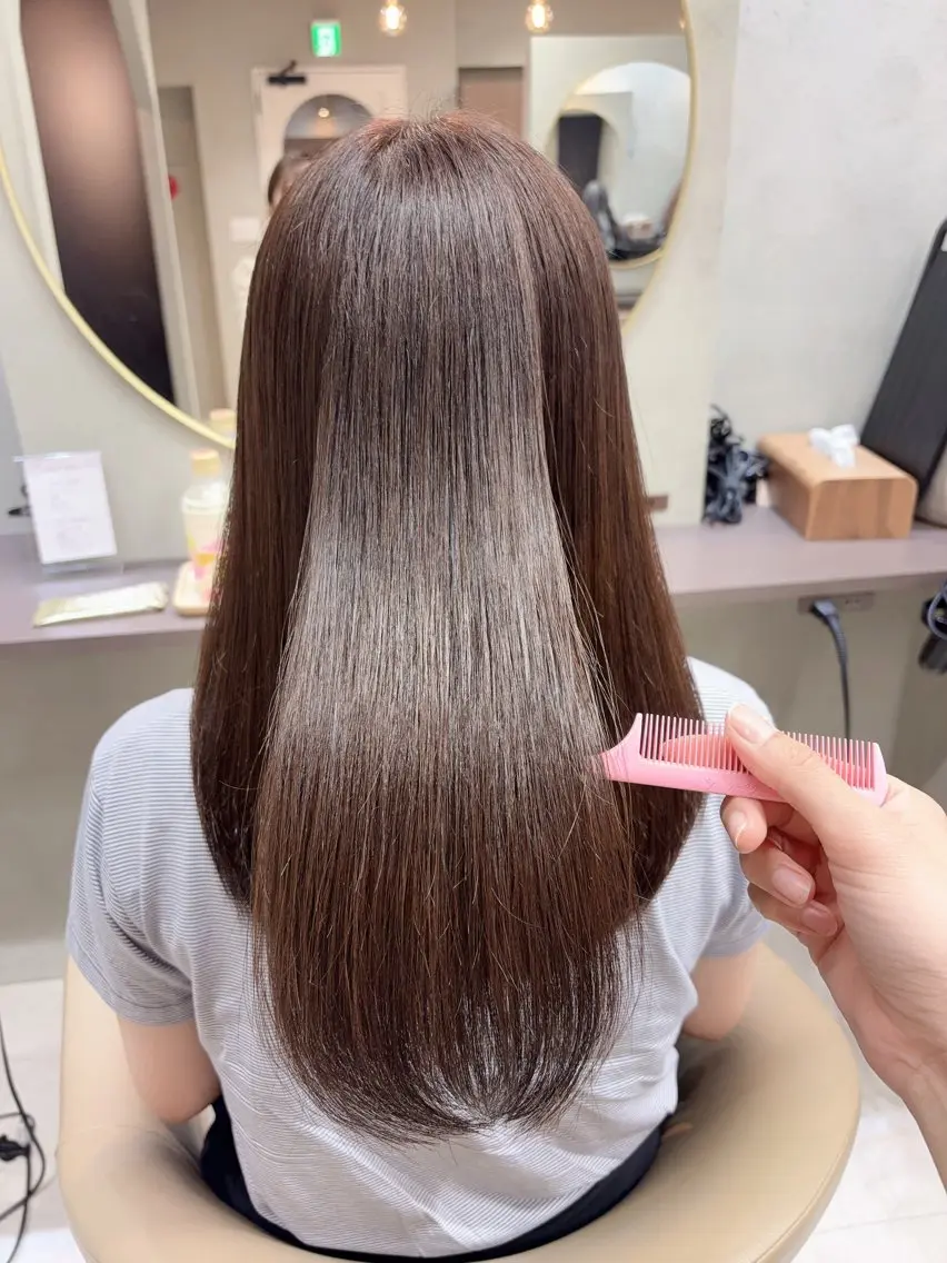 ミディアム カラー カット ヘアカラー トリートメント 村山 茉衣のヘアスタイル