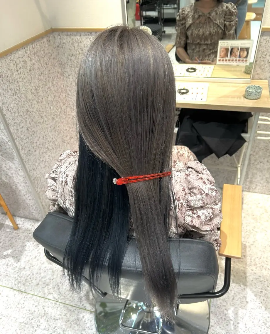 カラー ♡ハイトーン★ ネイル/しの♡のヘアスタイル