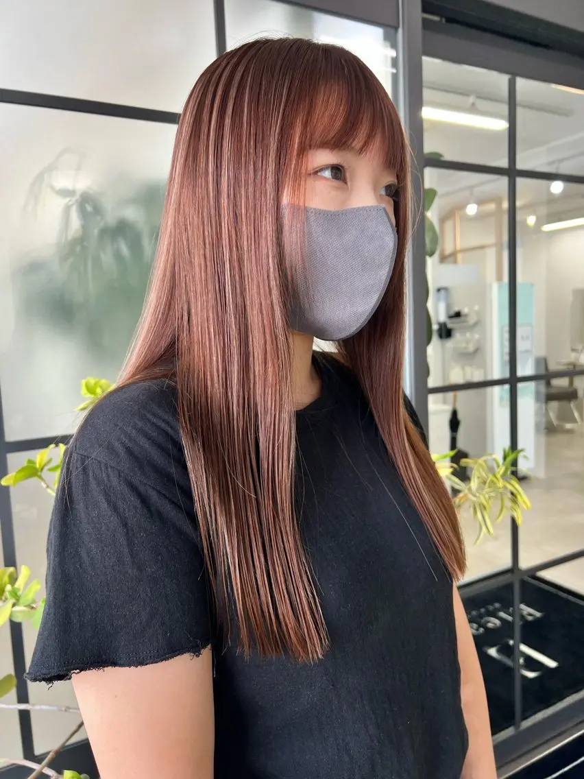 ロング カラー ベージュカラー ブリーチ ハイライトカラー ピンクカラー ピンクベージュ 海外ヘア/レイヤー カットNatsuのヘアスタイル