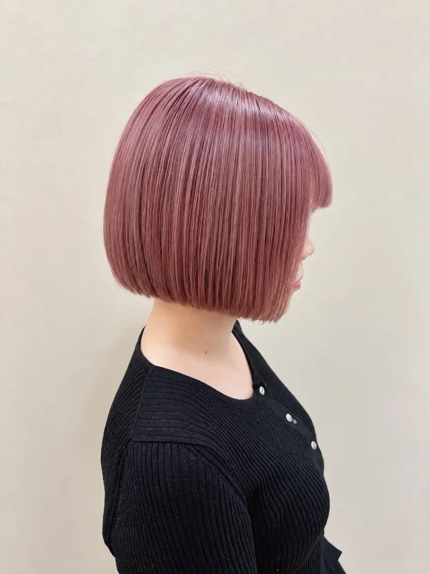 ショート ボブ カット ヘアカラー トリートメント 西山 琴音のヘアスタイル