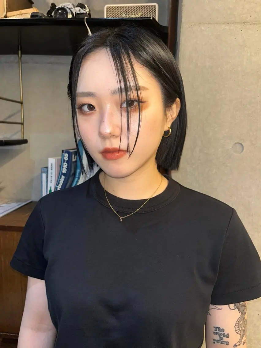 ショート ボブ 韓国風ヘア レイヤーカット\ウル フ　chinatsuのヘアスタイル